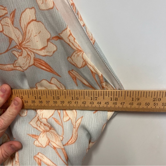 Gilli Pale Blue Floral Pattern Sleeveless Dress with Belt Accent Size Medium - Picture 11 of 12